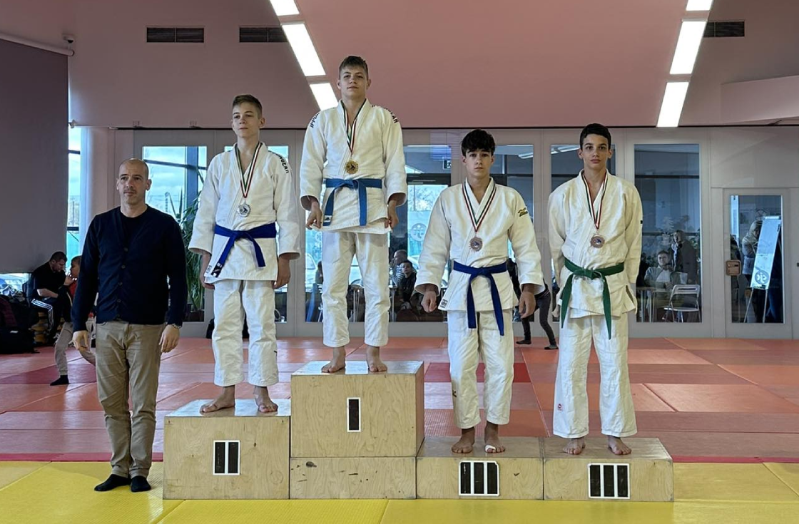 Junior országos bajnokságon indultak a judosok