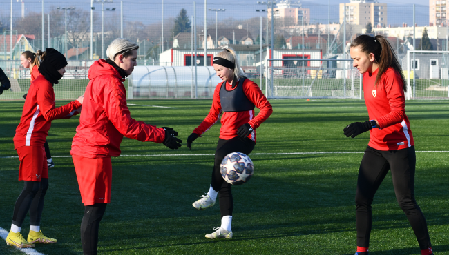 2024. január 15. - Megkezdte a felkészülést a DVTK női felnőtt labdarúgó csapata